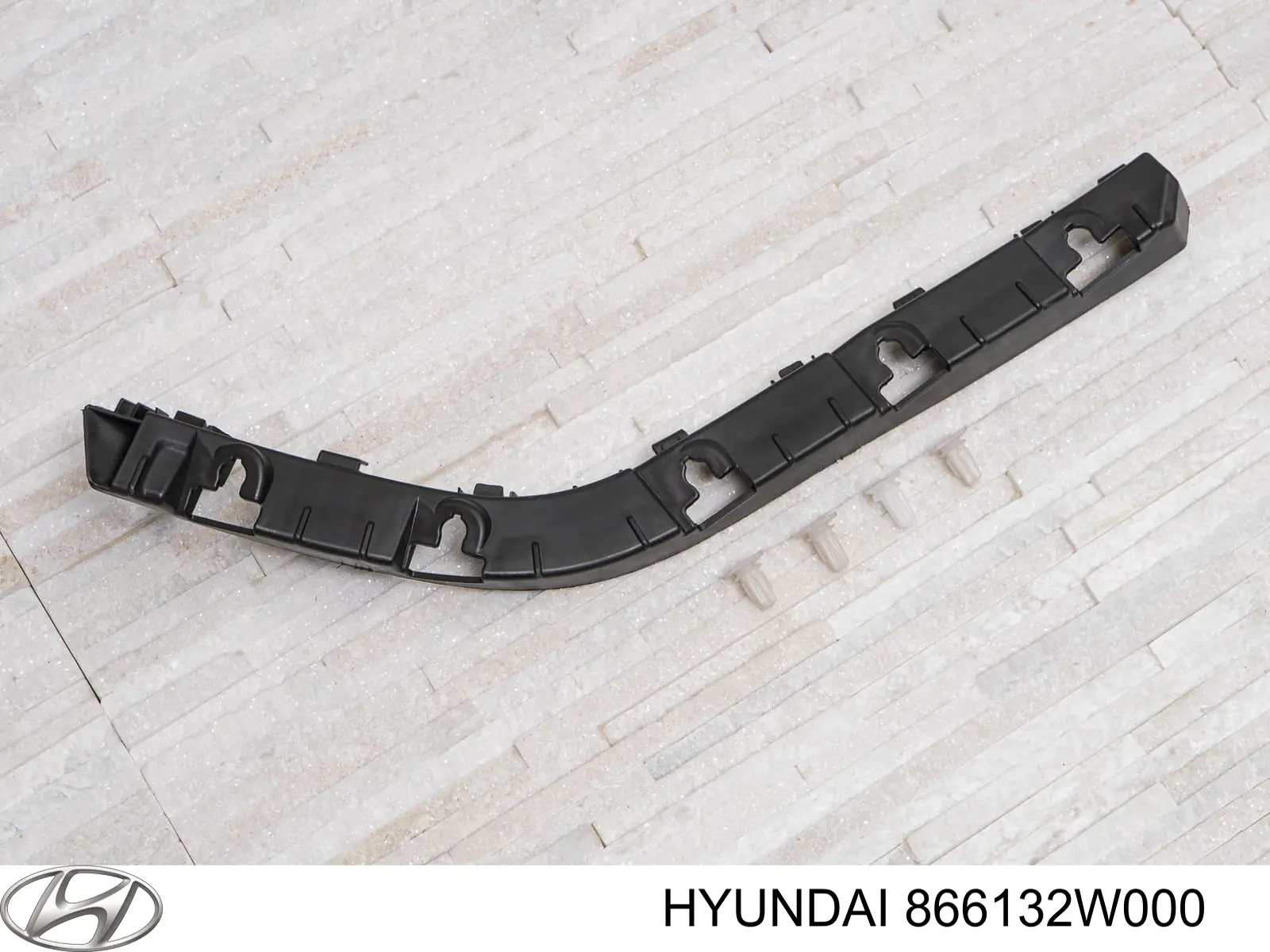 866132W000 Hyundai/Kia Guia esquerda do pára-choque traseiro