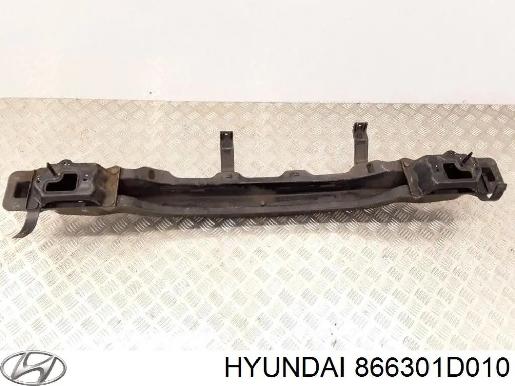 866301D010 Hyundai/Kia Reforçador do pára-choque traseiro