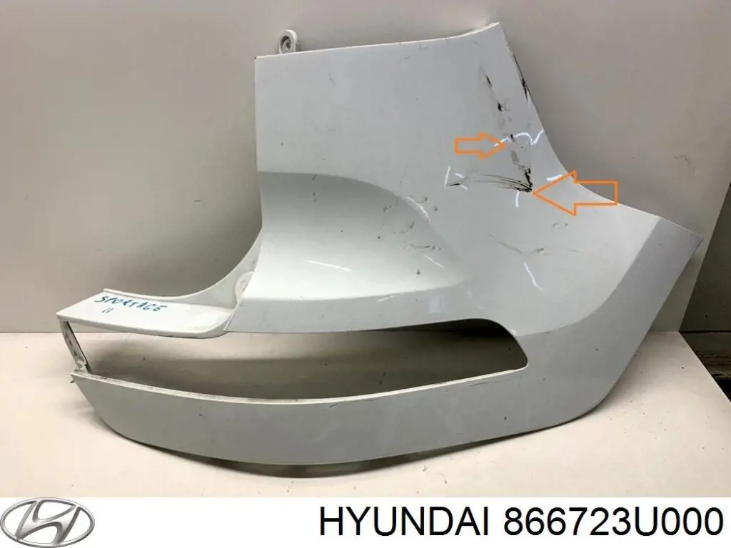 866723U000 Hyundai/Kia Placa sobreposta do pára-choque traseiro direito