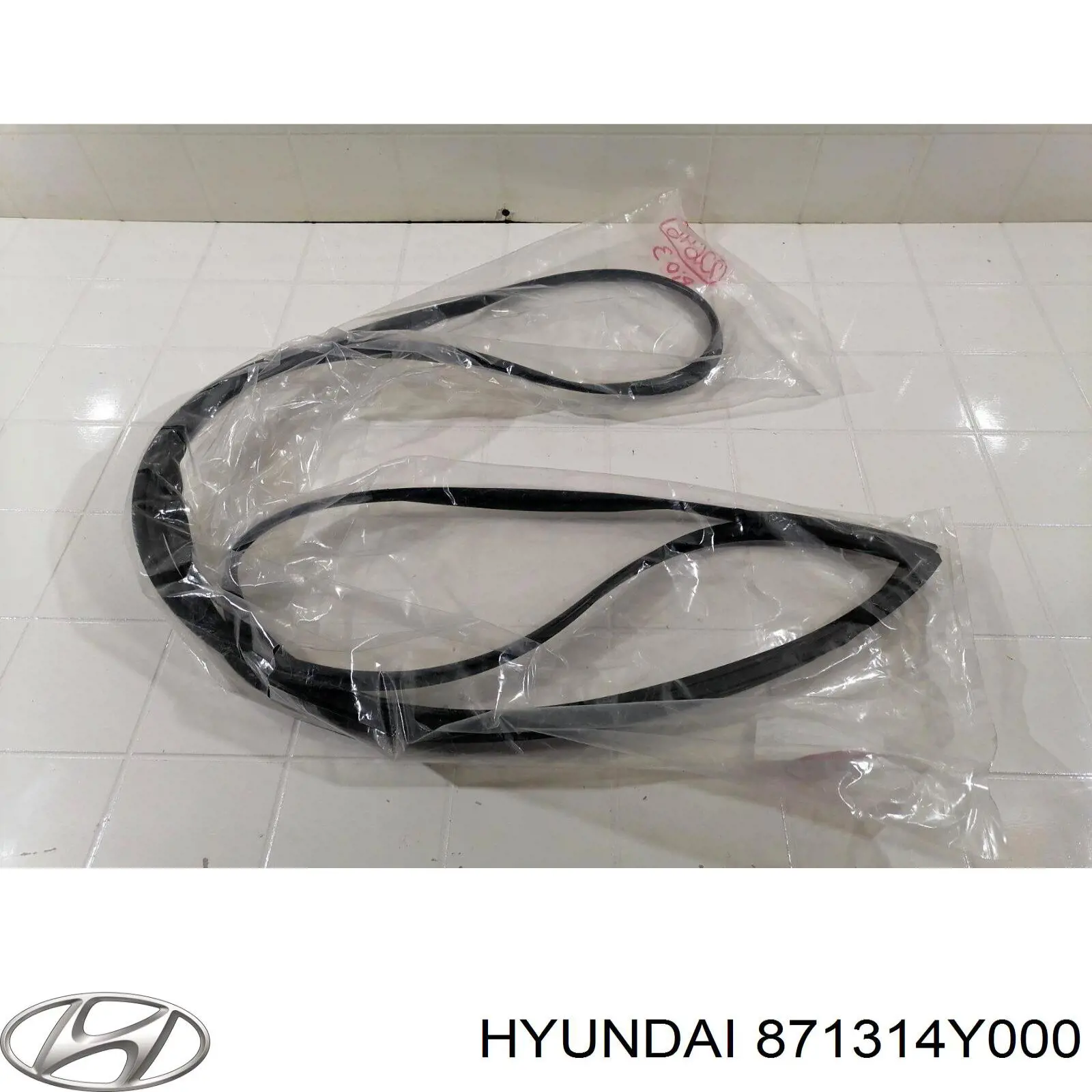 871314Y000 Hyundai/Kia Moldura de vidro traseiro