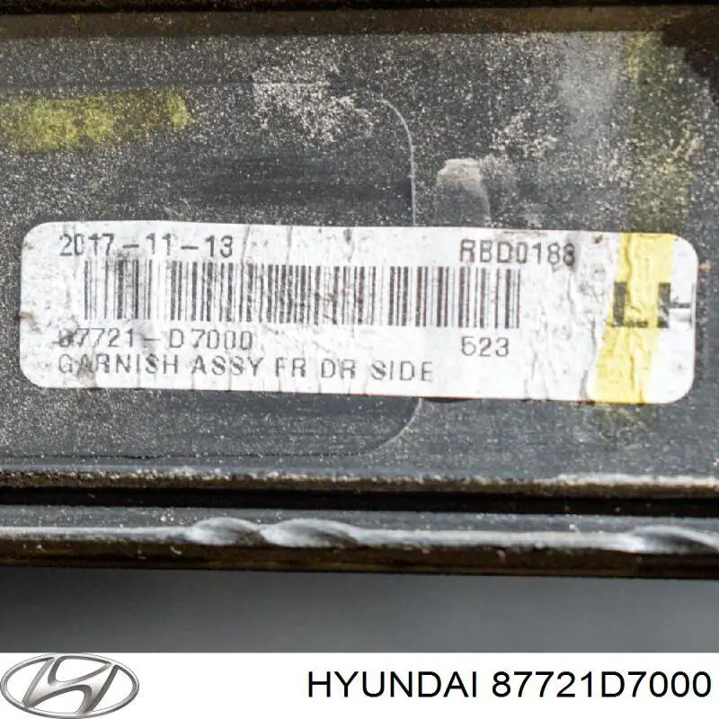 87721D7000 Hyundai/Kia Moldura da porta dianteira esquerda