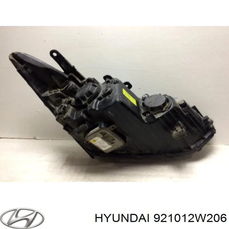 921012W206 Hyundai/Kia Luz esquerda