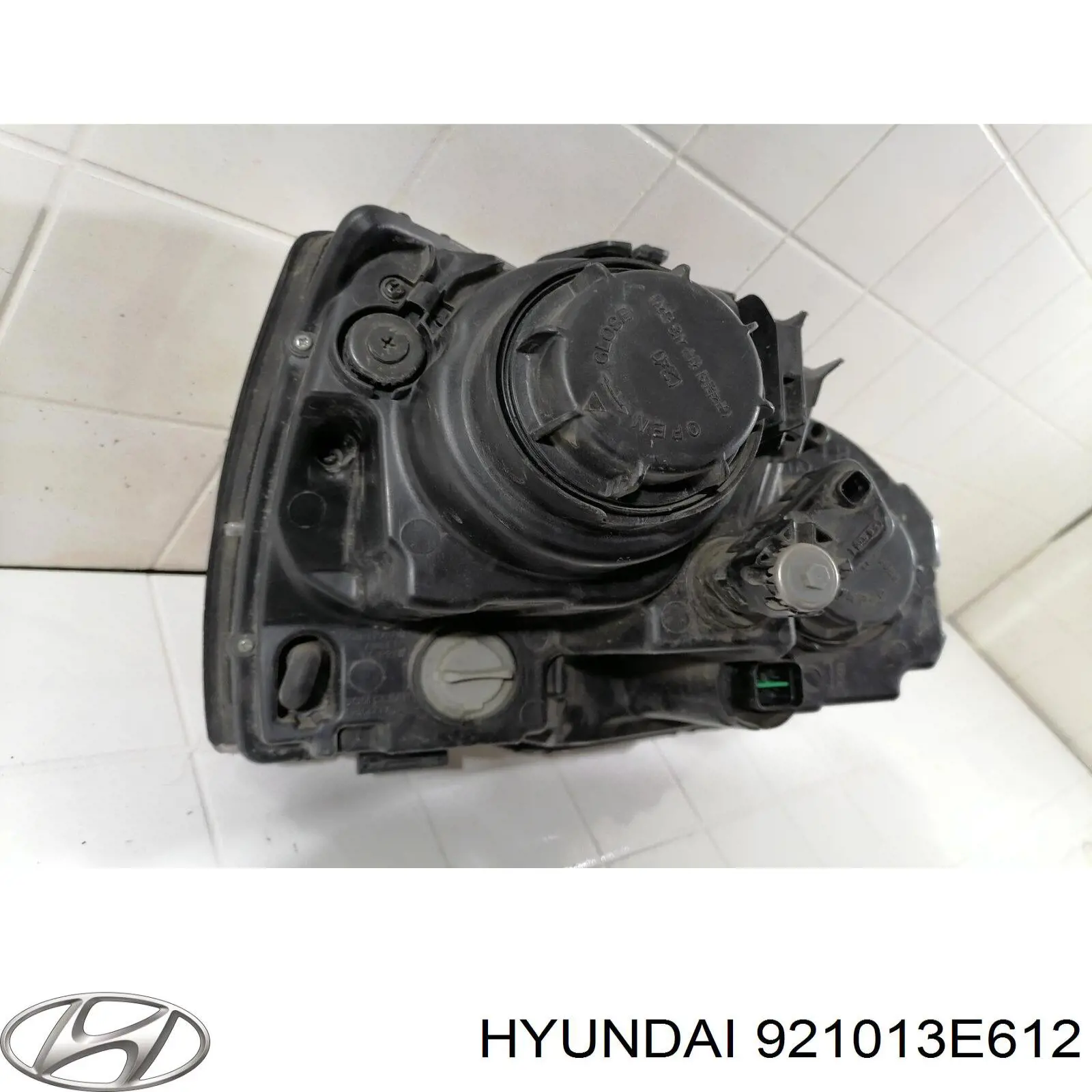 Compre 921013E612 Hyundai/Kia Luz esquerda