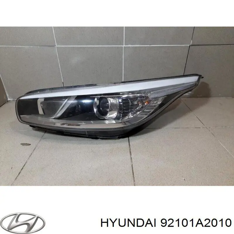 92101A2010 Hyundai/Kia Luz esquerda