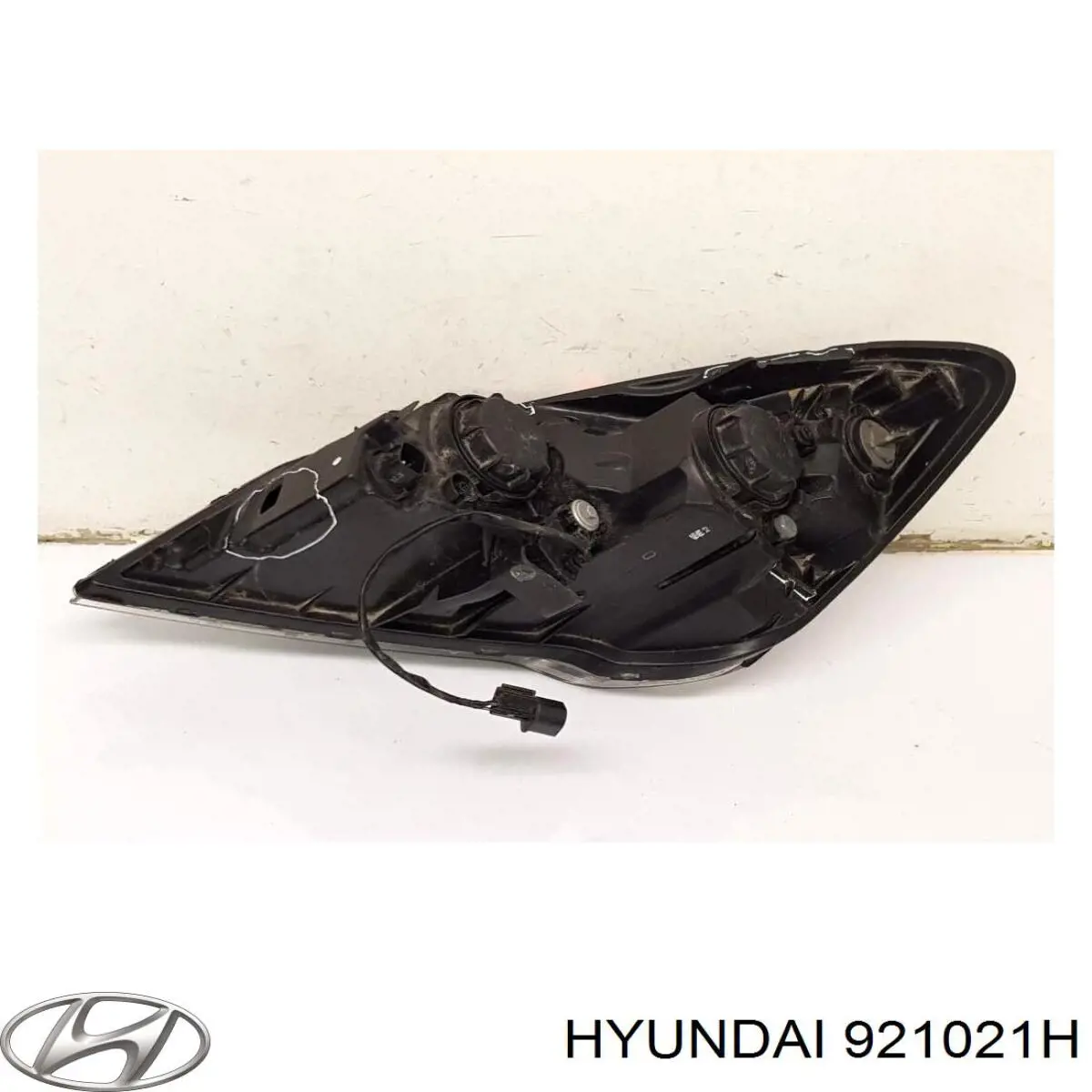 921021H Hyundai/Kia Luz direita