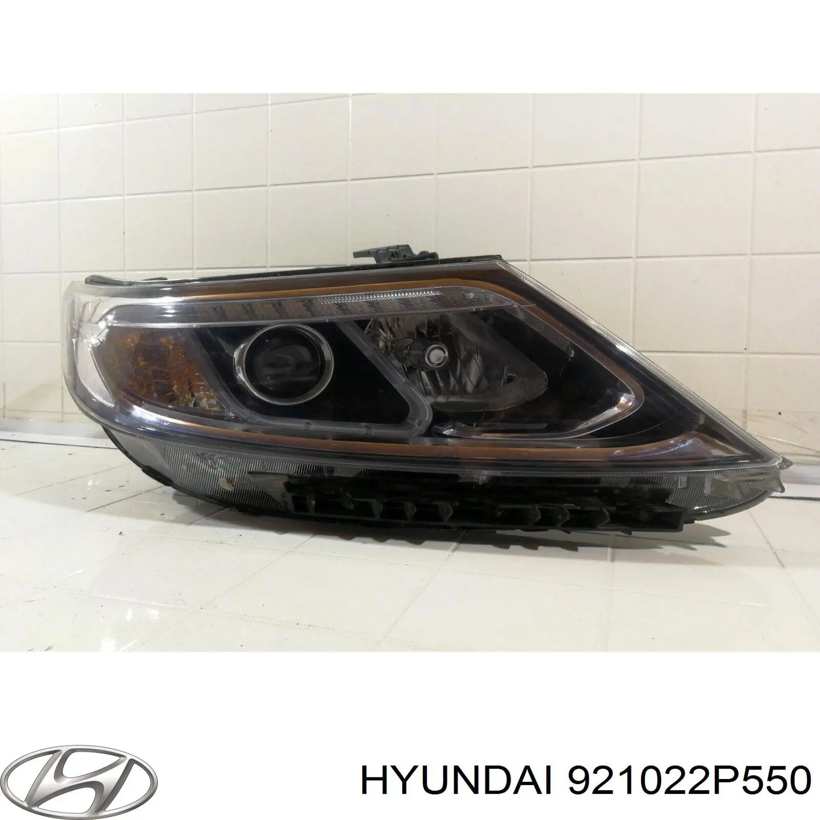 Luz direita Hyundai/Kia 921022P550 preço, a partir de 426,84 USD
