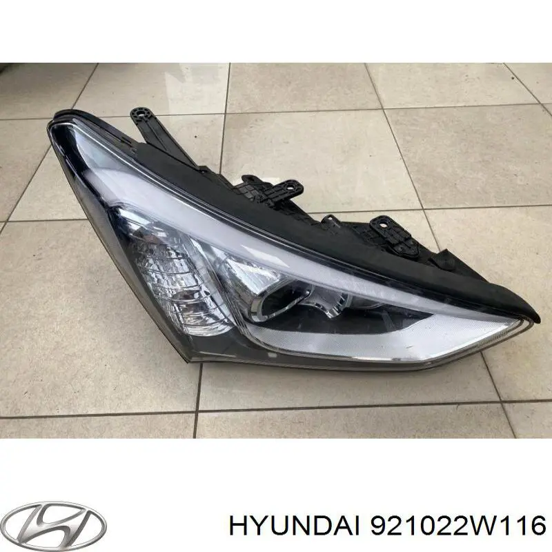 921022W116 Hyundai/Kia Luz direita