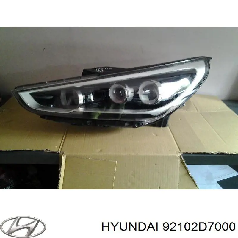 92102D7000 Hyundai/Kia Luz direita