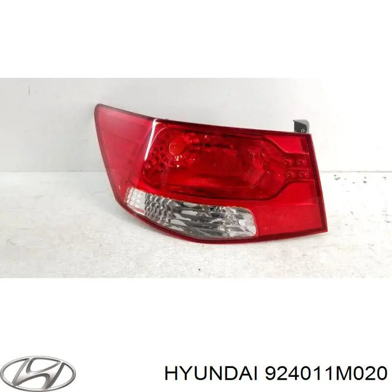 924011M020 Hyundai/Kia Lanterna traseira esquerda externa