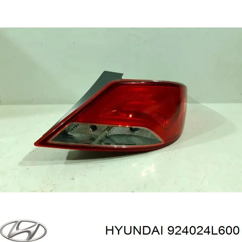 924021R630 Hyundai/Kia Lanterna traseira direita