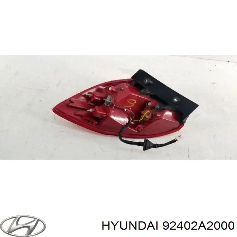 92402A2000 Hyundai/Kia Lanterna traseira direita externa