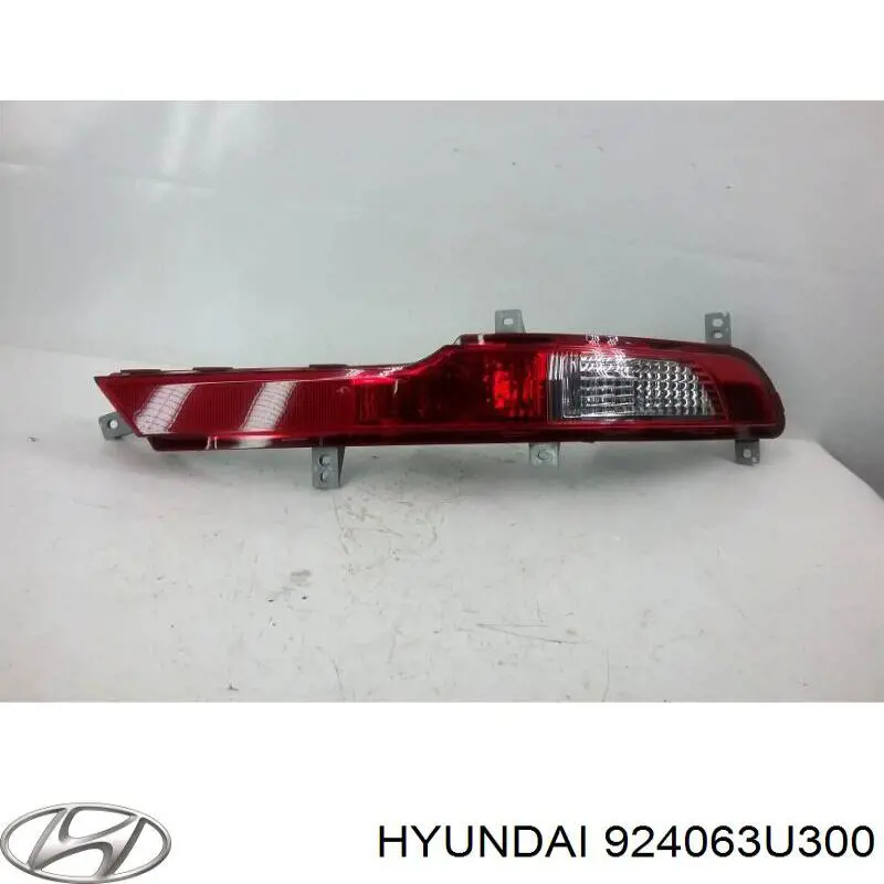 924063U300 Hyundai/Kia Lanterna de nevoeiro traseira direita