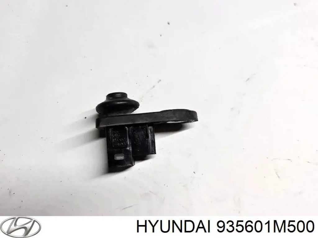 Compre 935601M500 Hyundai/Kia Sensor de fechamento de portas (interruptor de fim de carreira)