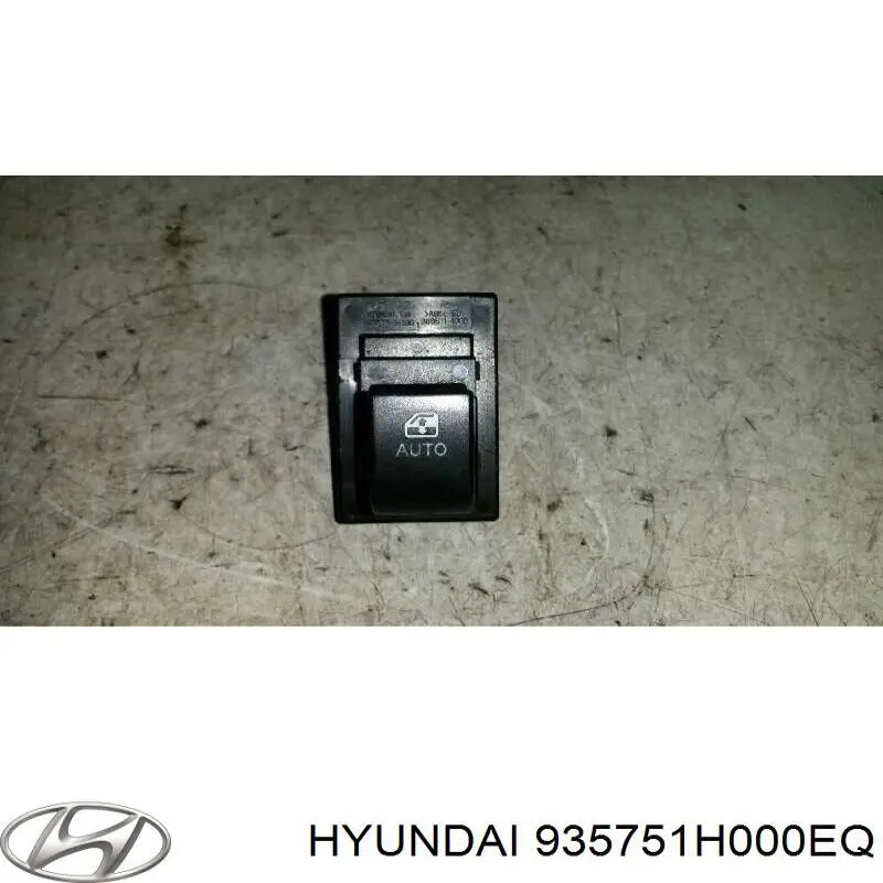 935751H000EQ Hyundai/Kia Botão dianteiro direito de ativação de motor de acionamento de vidro