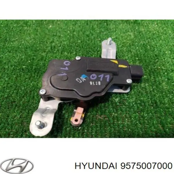 Compre 9575007000 Hyundai/Kia Motor acionador de abertura/fechamento de porta-malas (de 3ª/5ª porta traseira)