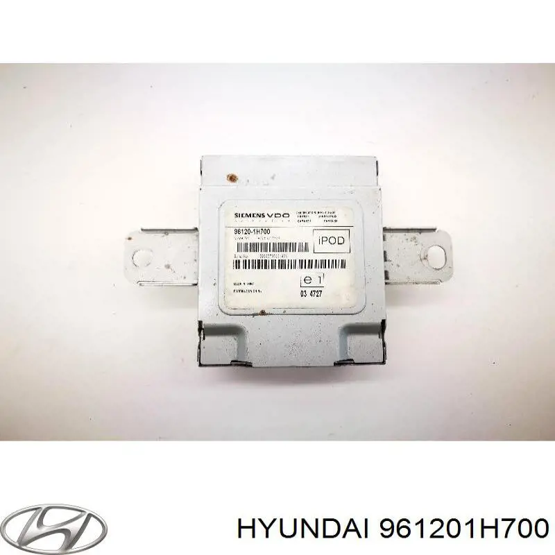 961201H700 Hyundai/Kia Concentrador USB
