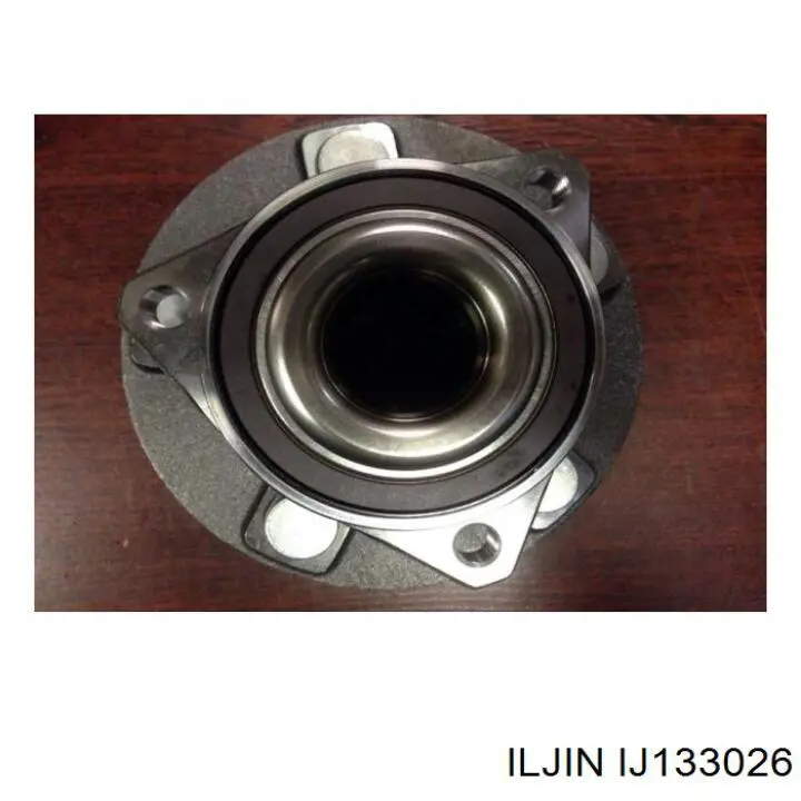 Cubo traseiro IJ133026 Iljin