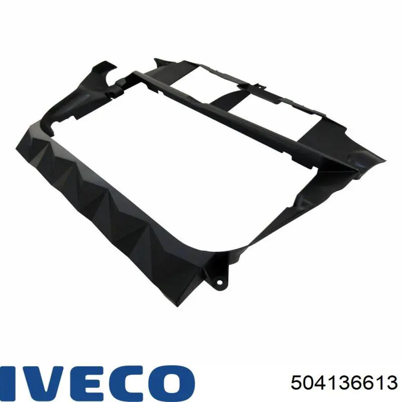 Suporte inferior do radiador (painel de montagem de fixação das luzes) 504136613 Iveco