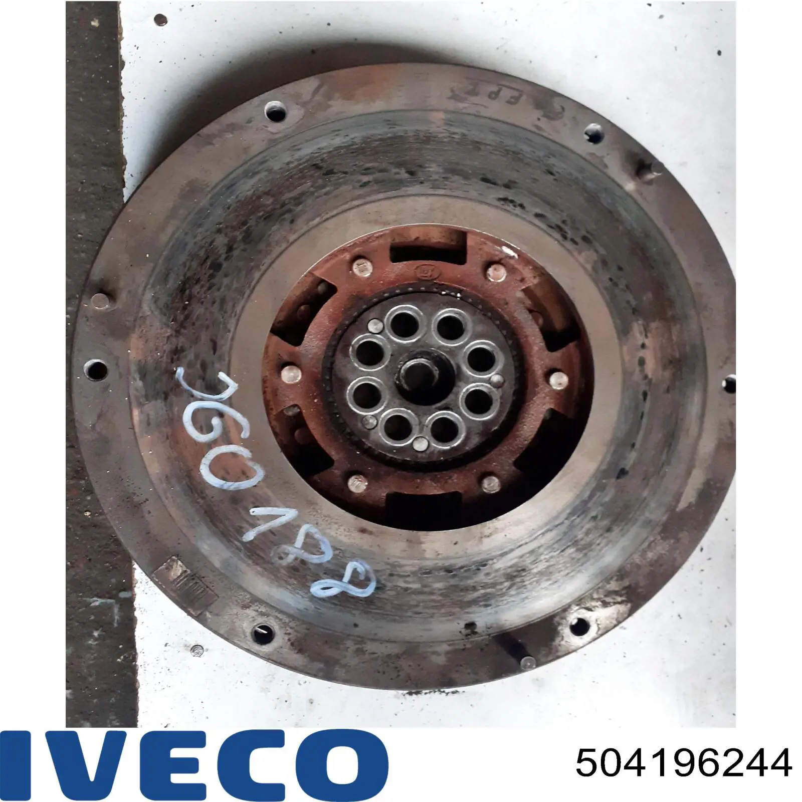 Volante de motor 504196244 Iveco