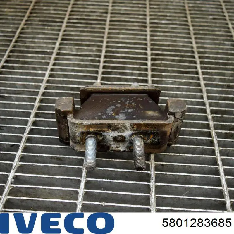 Coxim (suporte) esquerdo/direito de motor 5801283685 Iveco