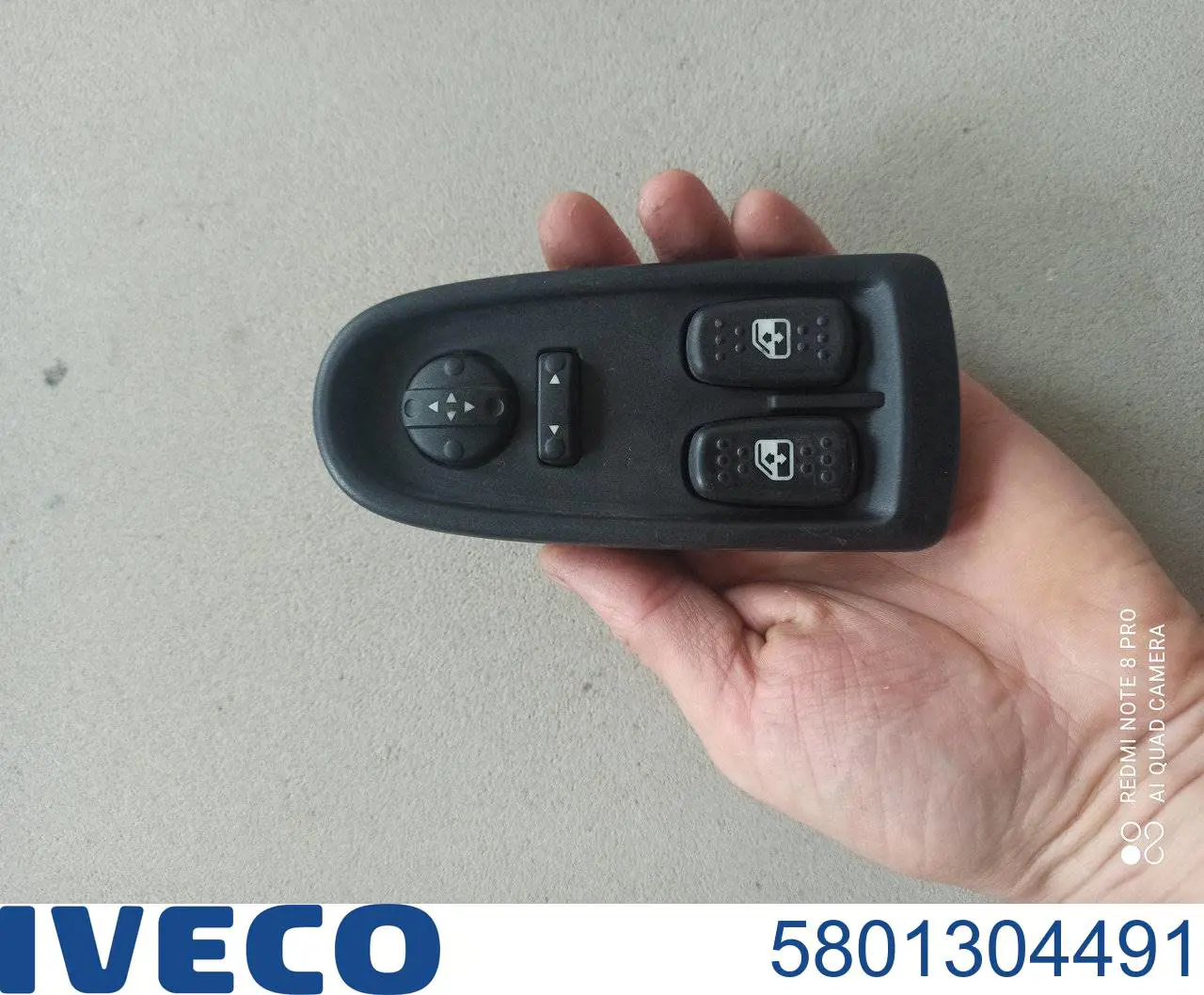 5801304491 Iveco Botão dianteiro esquerdo de ativação de motor de acionamento de vidro