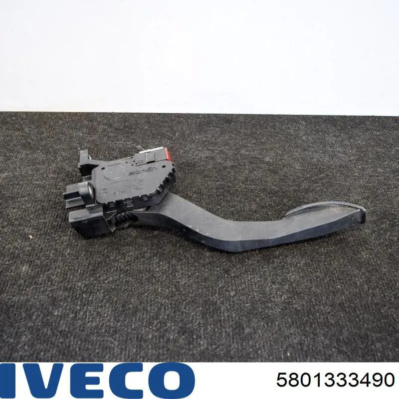 Pedal de gás (de acelerador) Iveco 5801333490