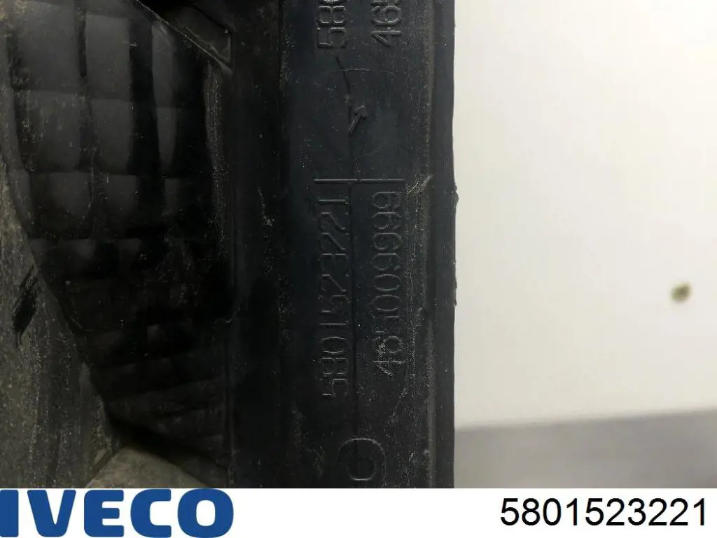 Lanterna traseira direita 5801523221 Iveco