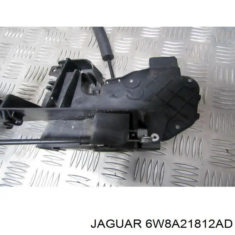 6W8A21812AD Jaguar Fecho da porta dianteira direita