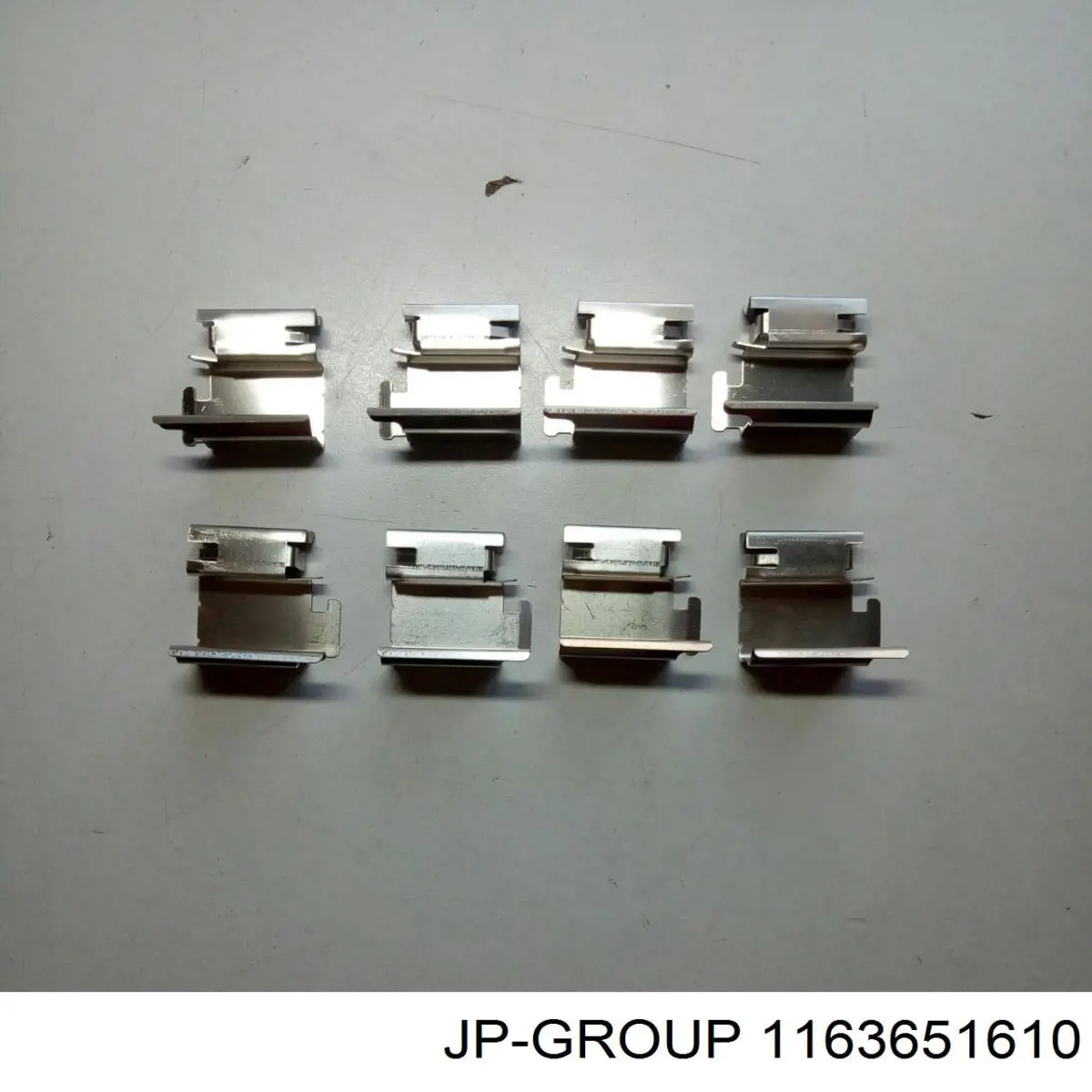 Kit de molas de fixação de sapatas de disco dianteiras JP Group 1163651610