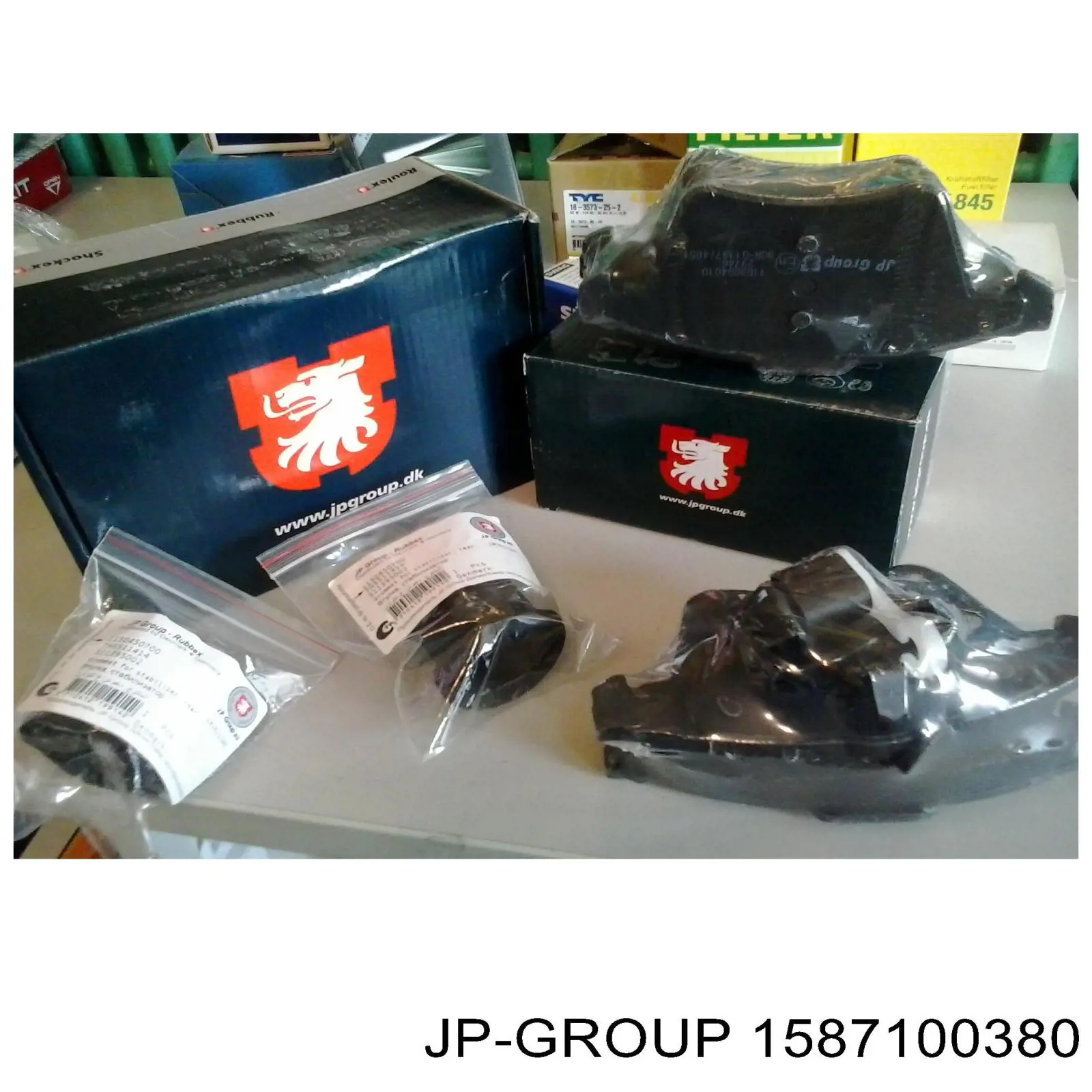 Compre 1587100380 JP Group Maçaneta externa dianteira/traseira da porta direita