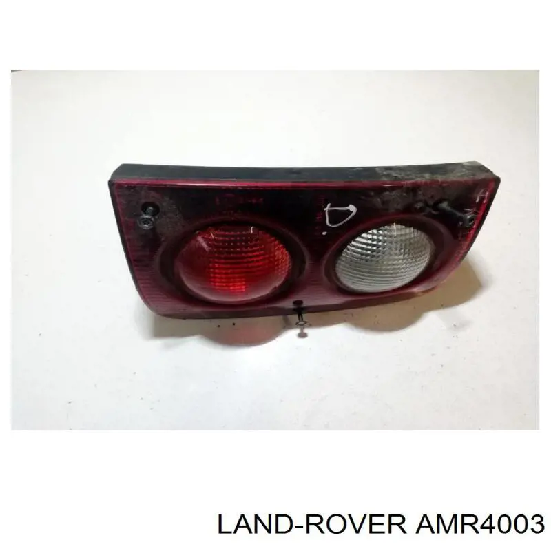 AMR4003 Land Rover Lanterna traseira direita