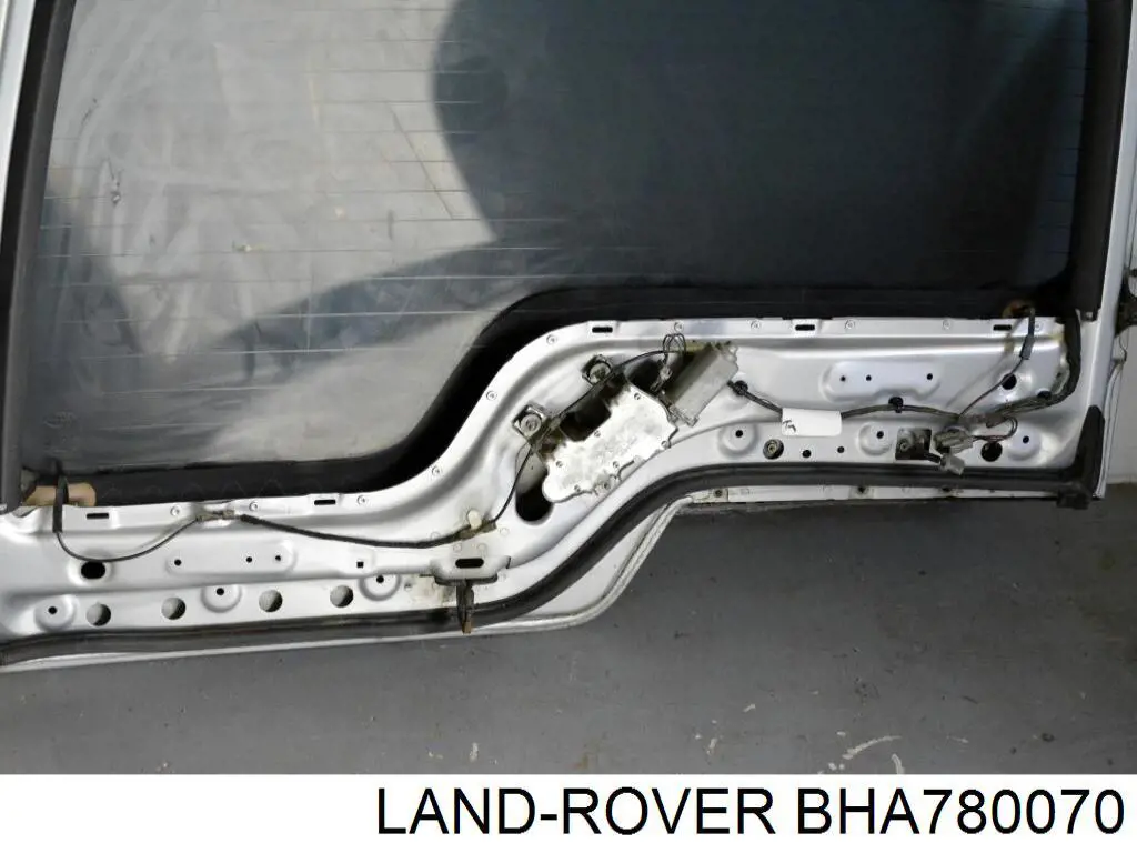 Porta traseira (3ª/5ª porta-malas (tampa de alcapão) Land Rover BHA780070 preço, a partir de 355,06 USD