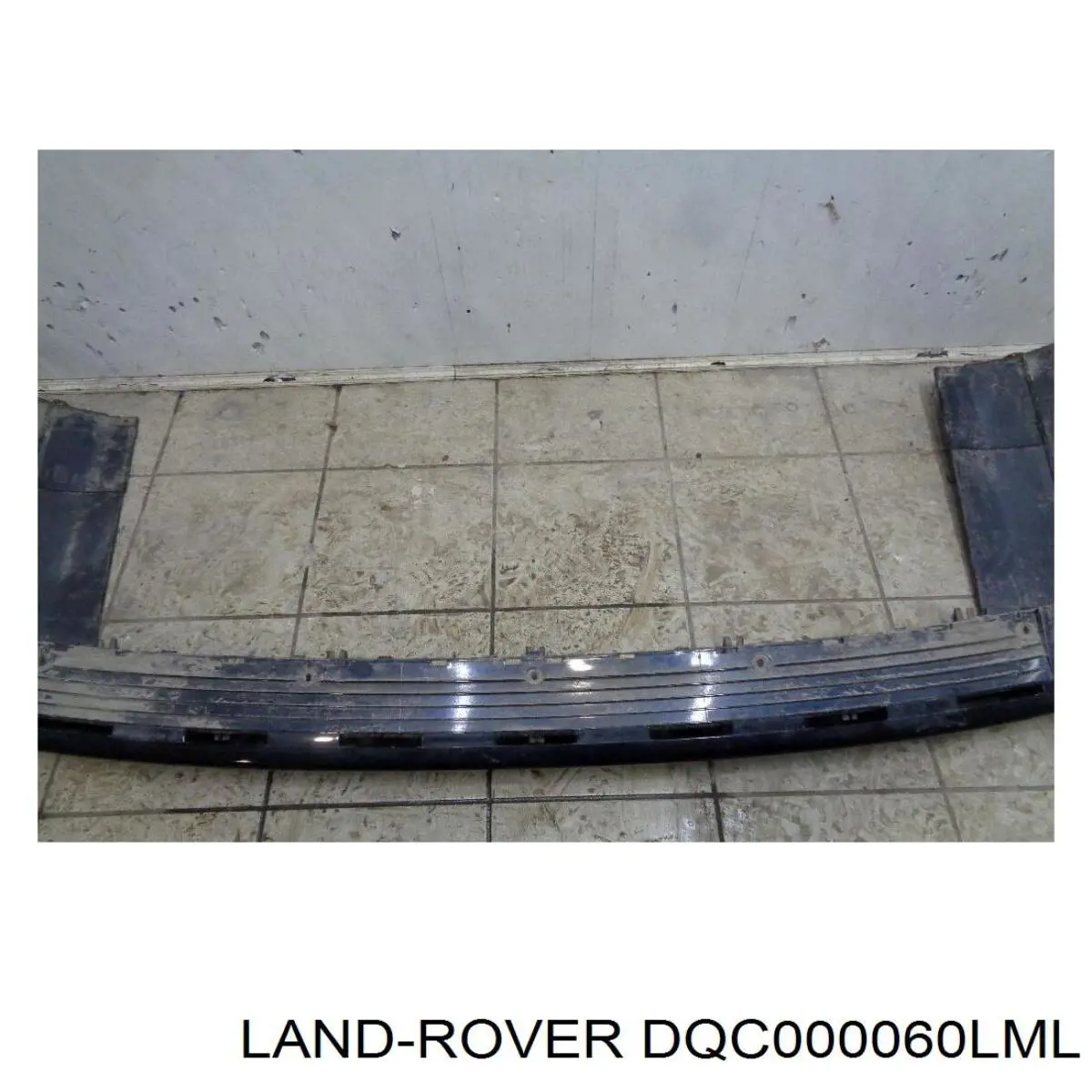 Compre DQC000060LML Land Rover Pára-choque traseiro