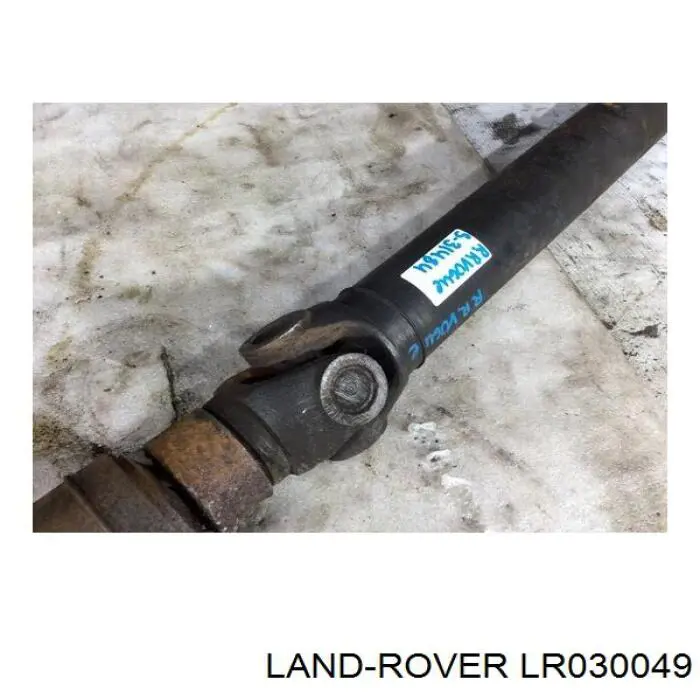 LR030049 Land Rover Junta universal traseira montada