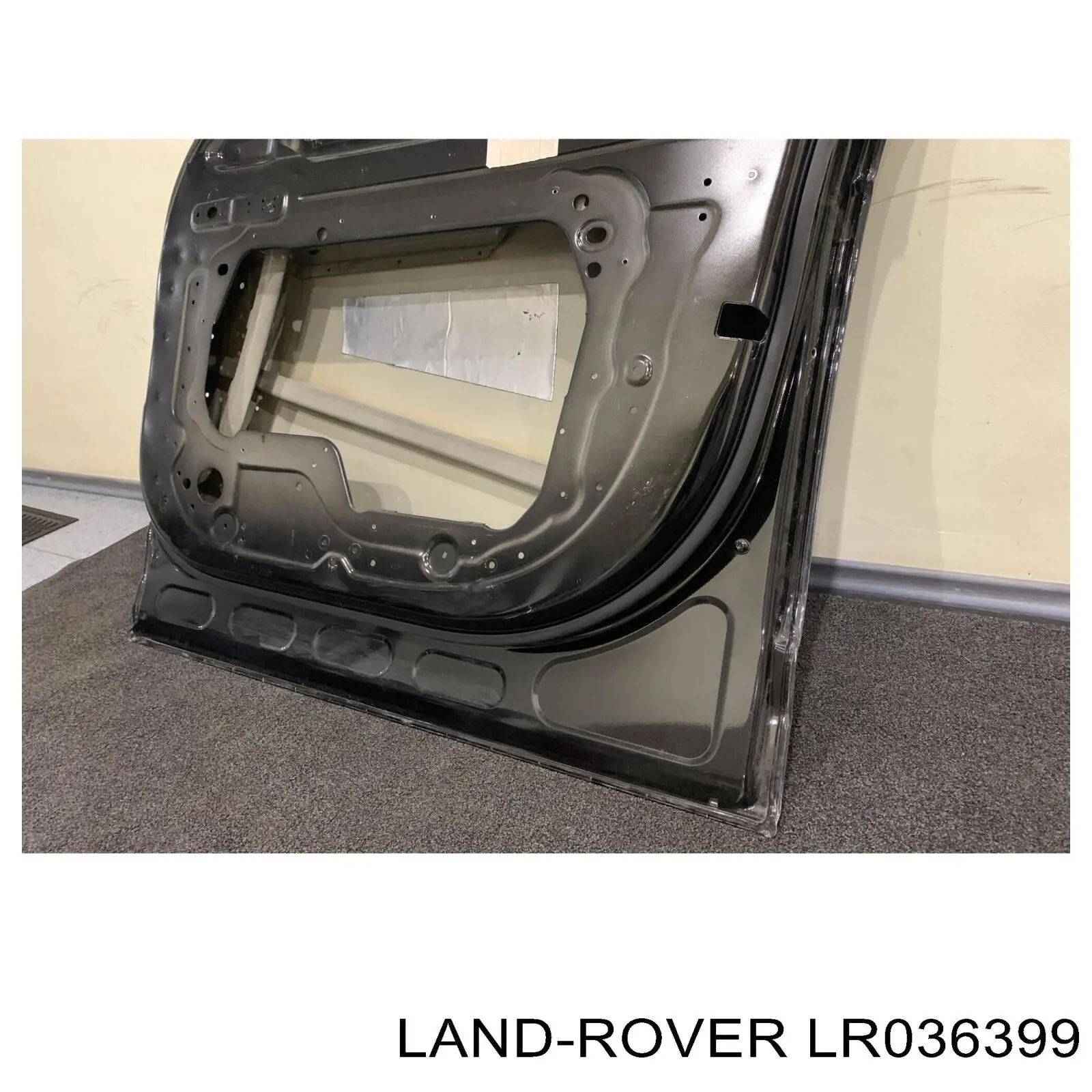 Porta dianteira direita Land Rover LR036399 preço, a partir de 516,92 USD
