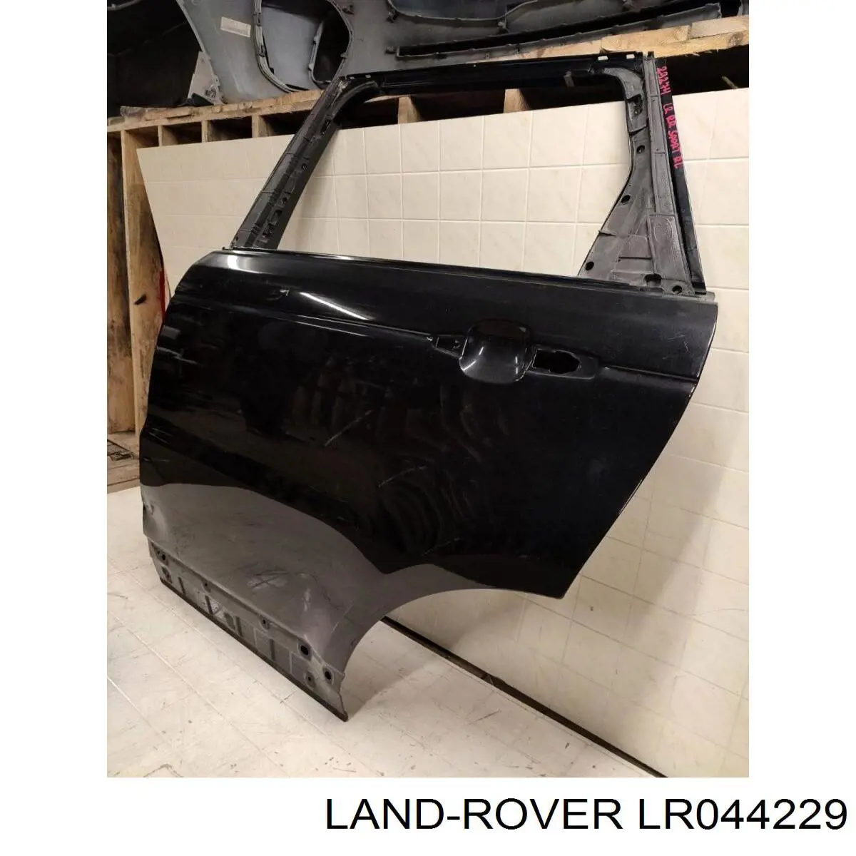LR044229 Land Rover Porta traseira esquerda
