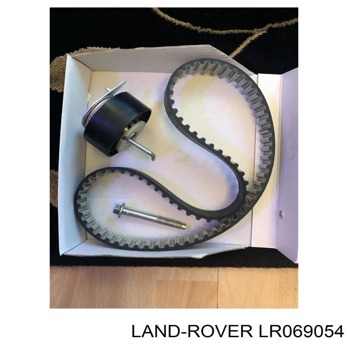 Correia do mecanismo de distribuição de gás, kit Land Rover LR069054 preço, a partir de 120,07 USD