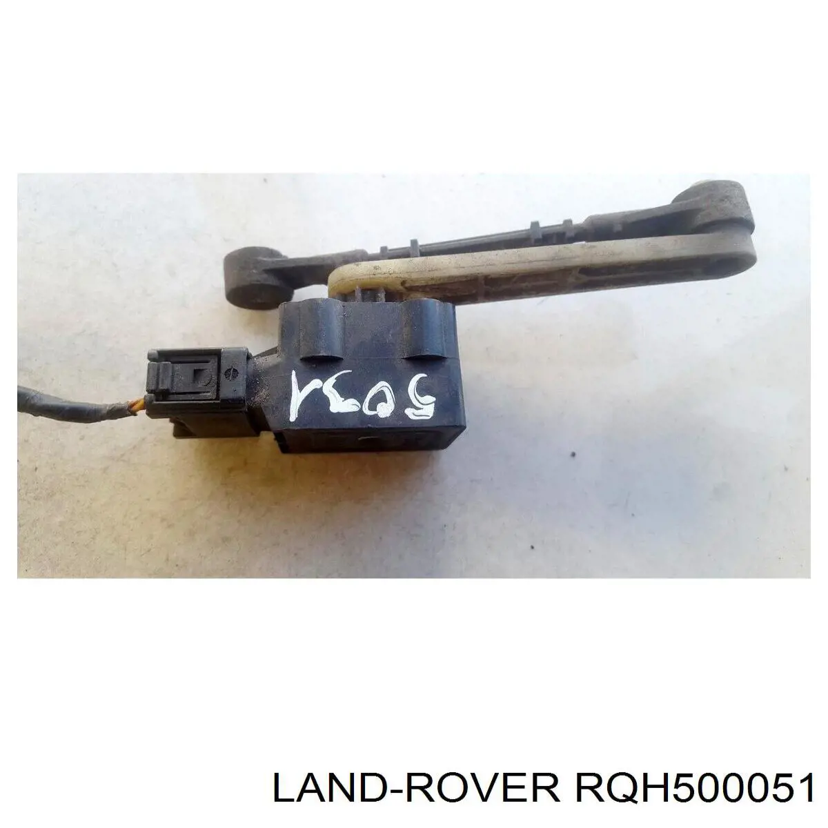 Sensor traseiro esquerdo do nível de posição de carroçaria Land Rover RQH500051 preço, a partir de 51,08 USD