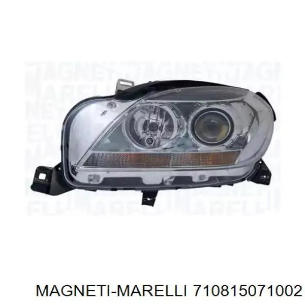 1668204759 Mercedes Luz direita
