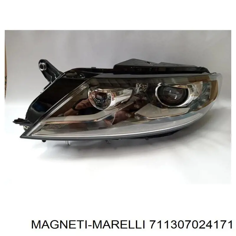 Luz direita Magneti Marelli 711307024171 preço, a partir de 965,33 USD