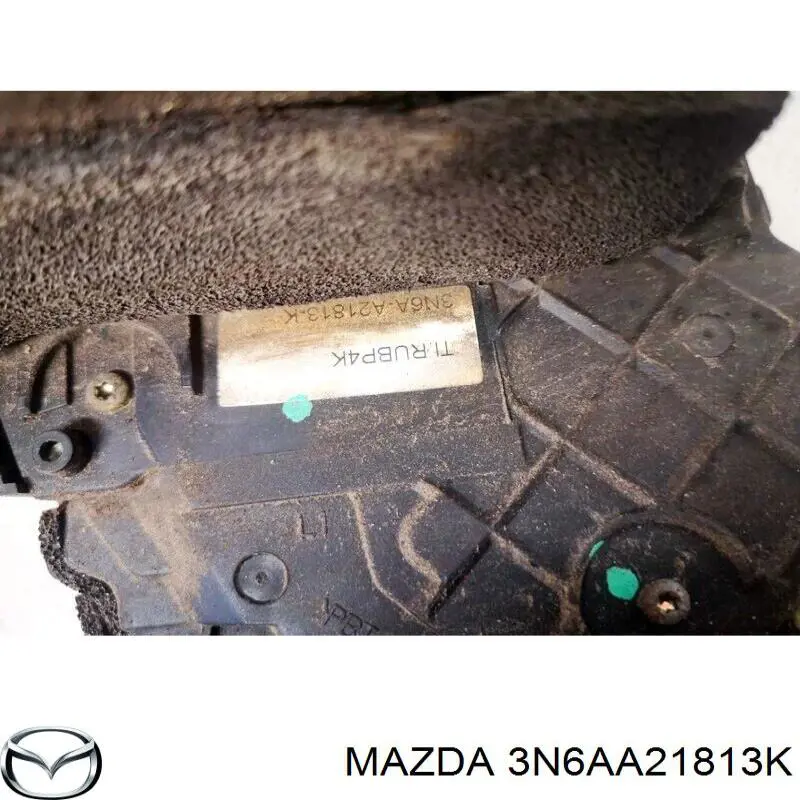 3N6AA21813K Mazda Fecho da porta dianteira esquerda