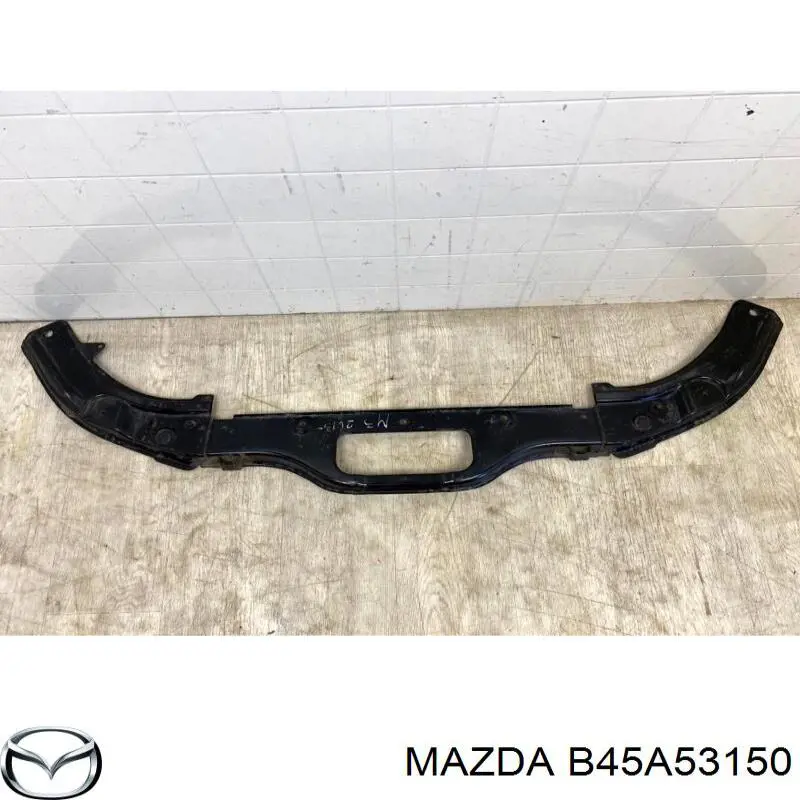 B45A53150 Mazda Suporte superior do radiador (painel de montagem de fixação das luzes)