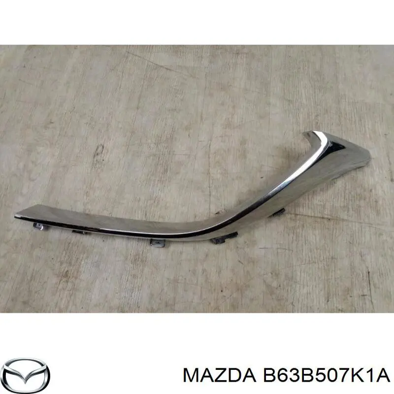 B63B507K1A Mazda Moldura de grelha do radiador esquerdo