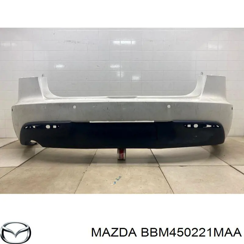 Compre BBM450221MAA Mazda Pára-choque traseiro
