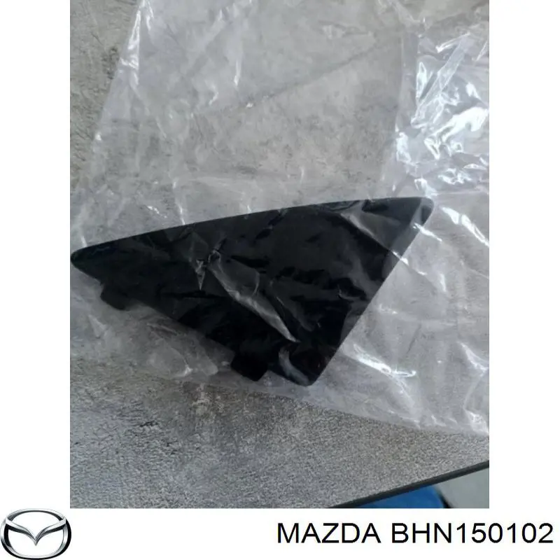 Tampão dianteiro esquerdo do pára-choque do gancho de reboque Mazda BHN150102 preço, a partir de 7,72 USD