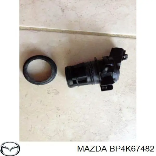 Bomba de motor de fluido para lavador de vidro traseiro Mazda BP4K67482 preço, a partir de 11,48 USD