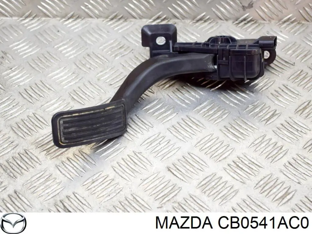 Compre CB0541ACO Mazda Sensor de posição de pedal de acelerador (de gás)