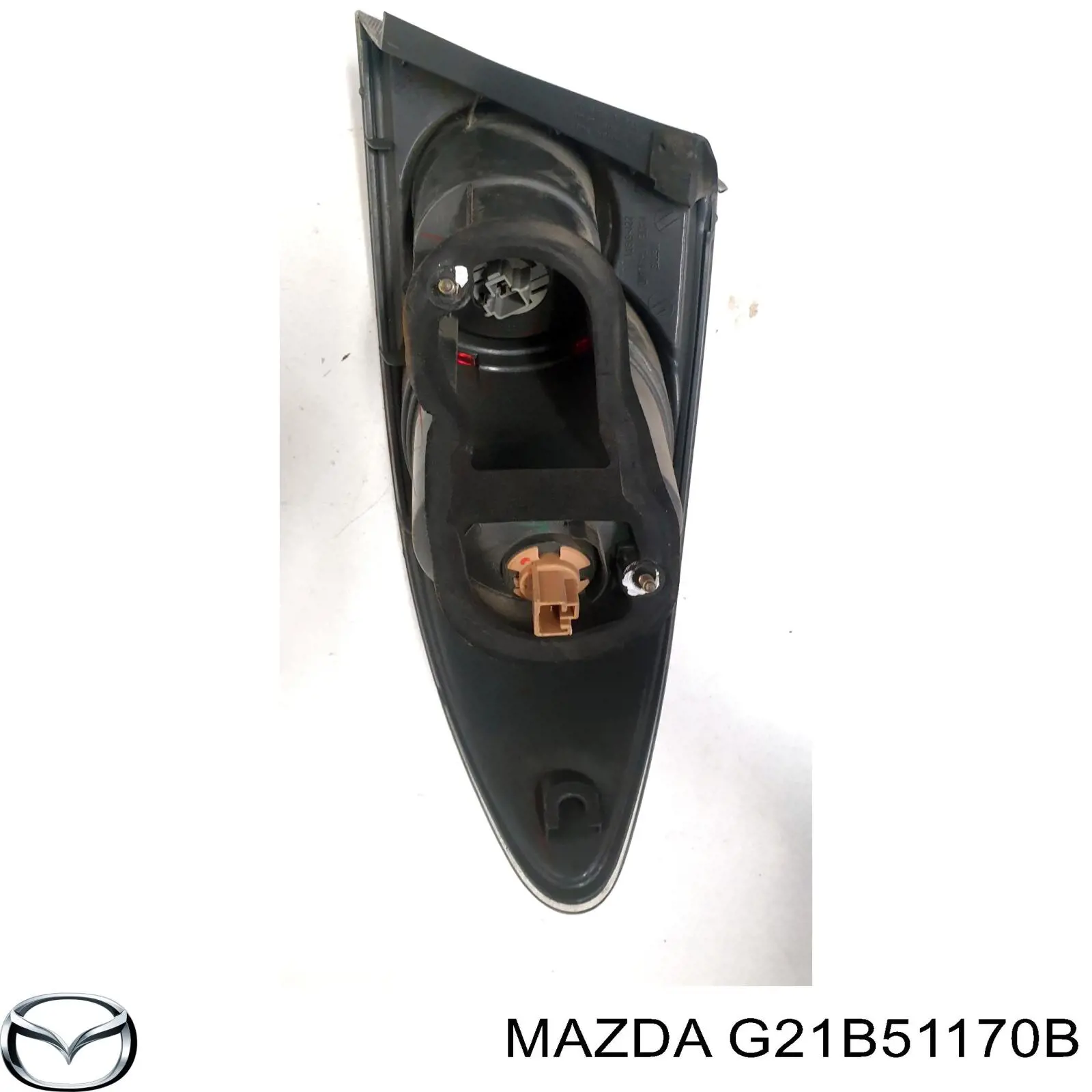 Compre G21B51170B Mazda Lanterna traseira direita externa