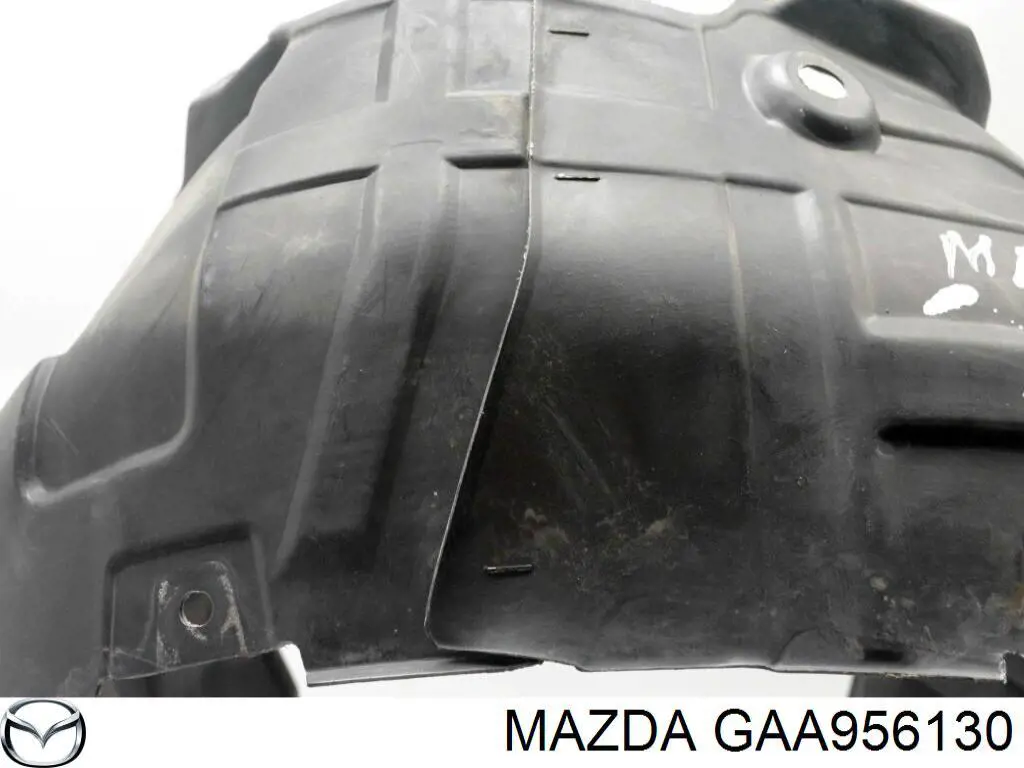 Compre GAA956130 Mazda Guarda-barras direito do pára-lama dianteiro
