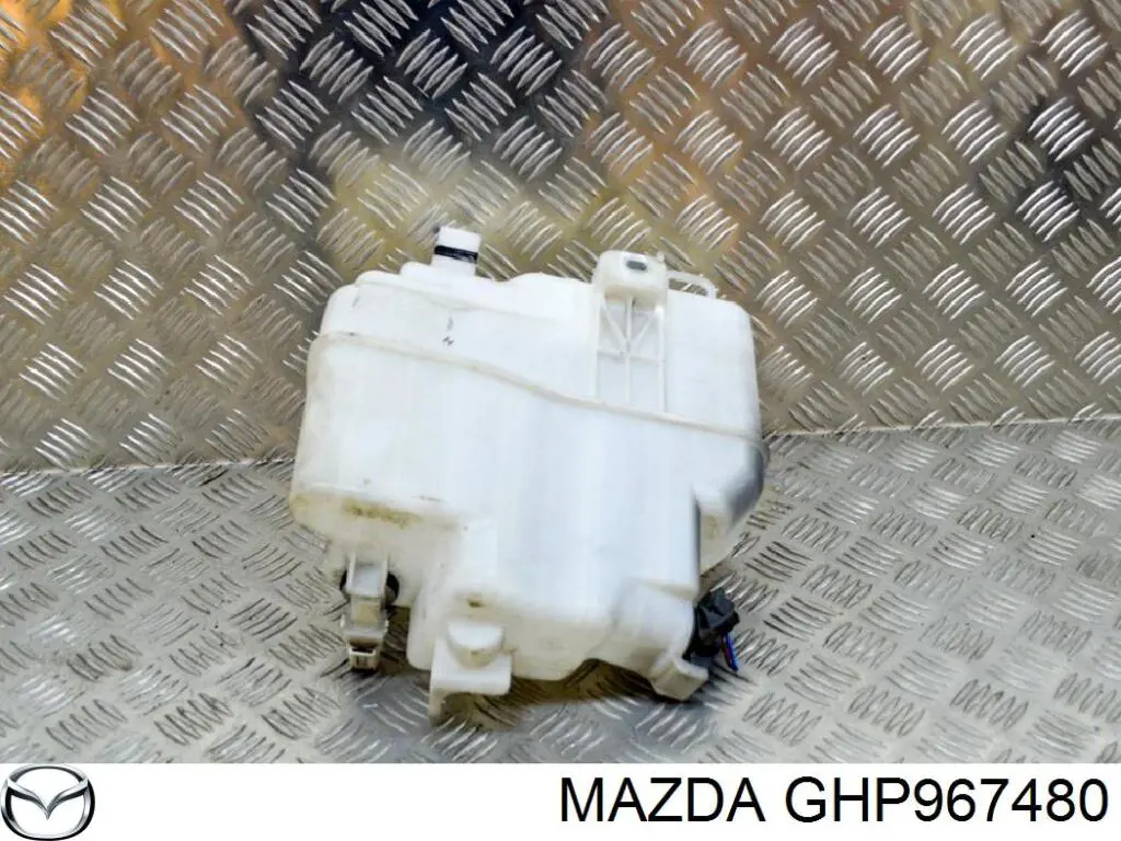 Compre GHP967480 Mazda Tanque de fluido para lavador de vidro